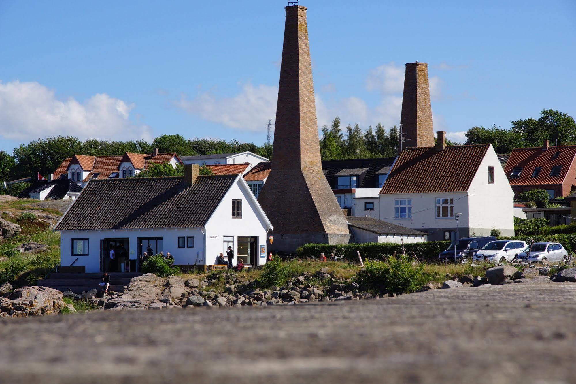 Hotel Sandvig Havn Allinge-Sandvig Exterior photo